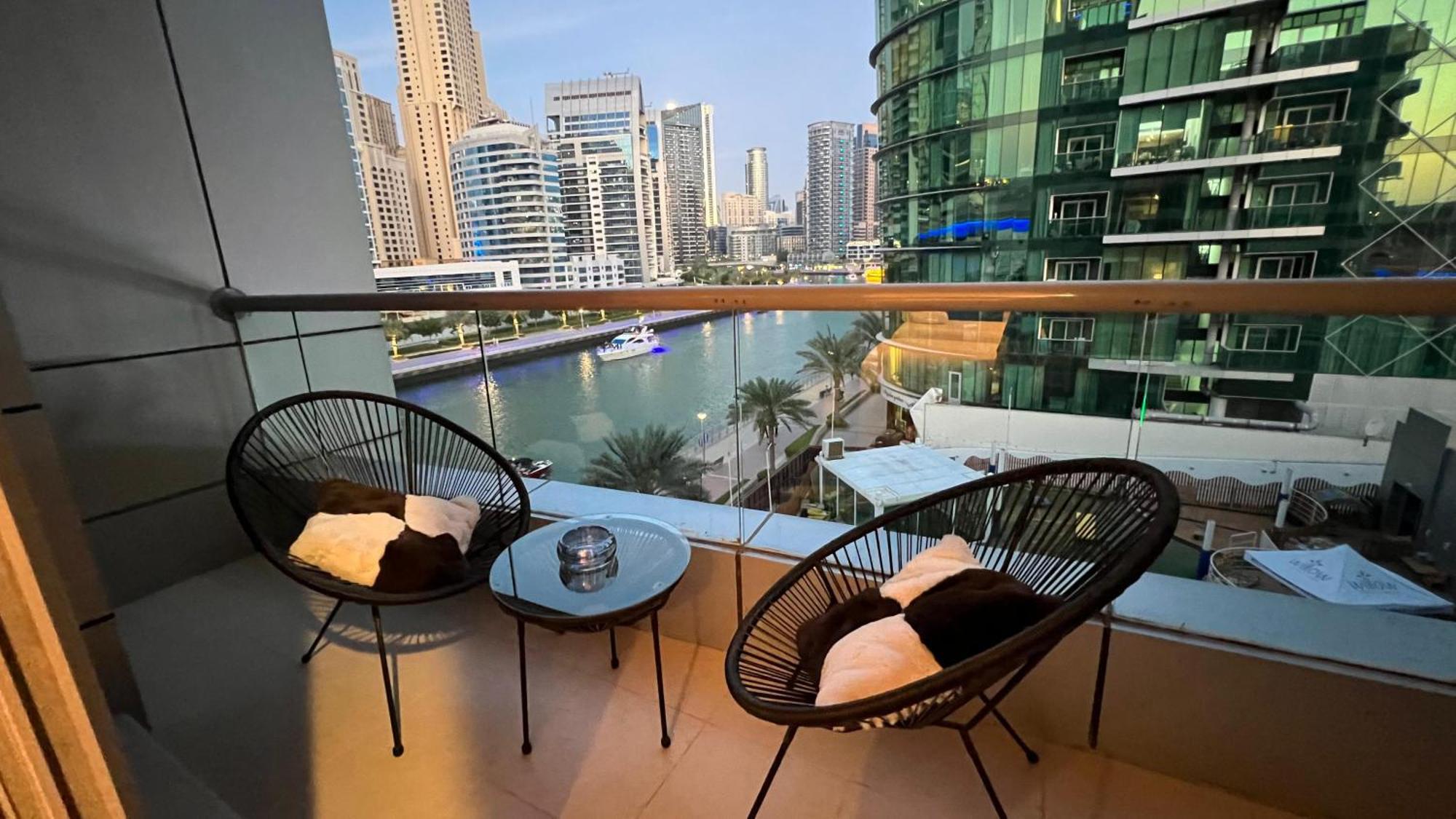 Premium Dubai Marina Two Bedroom Apartments With Sea View - Family Only 외부 사진