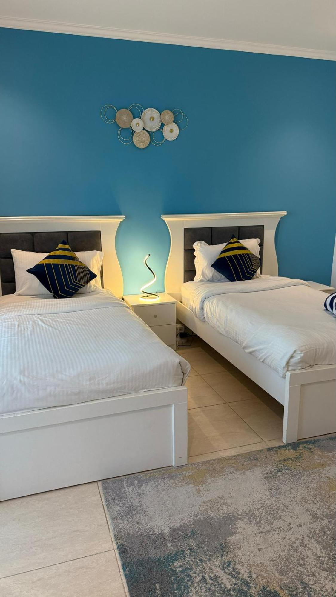 Premium Dubai Marina Two Bedroom Apartments With Sea View - Family Only 외부 사진